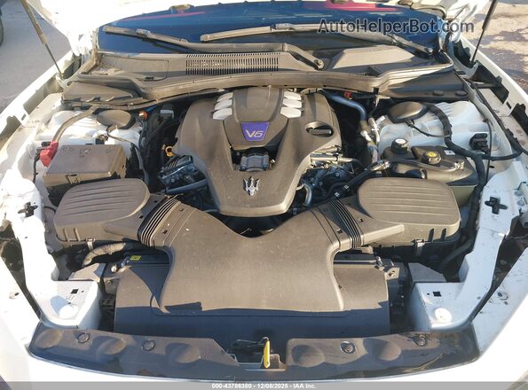 ZAM57YSS6M1371982 2021 MASERATI GHIBLI White Vista trasera