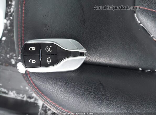 ZAM57YTAXM1371263 2021 MASERATI GHIBLI Black Vista del salpicadero