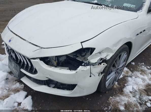 ZAM57YTL0K1322135 2019 MASERATI GHIBLI Белый Вид спереди