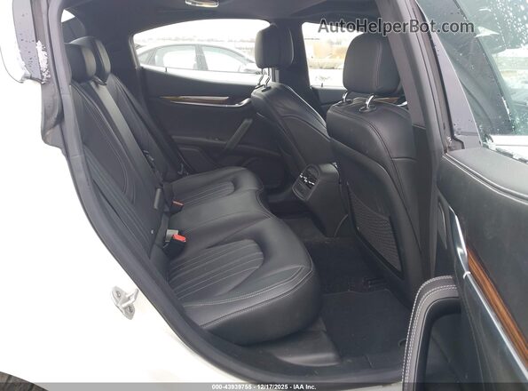ZAM57YTL0K1322135 2019 MASERATI GHIBLI Белый Вид наклейки с VIN-кодом