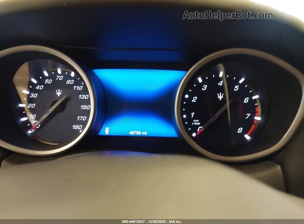 ZAM57YTS1L1356559 2020 MASERATI GHIBLI Dark Blue Widok tylnych siedzeń