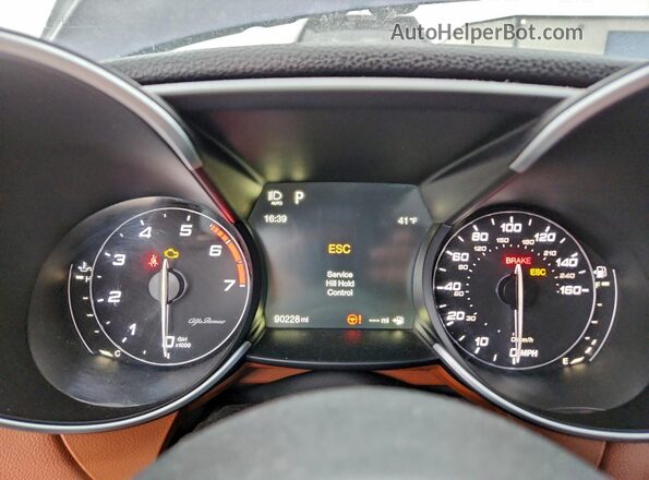 ZARFAECN9J7581346 2018 ALFA ROMEO GIULIA Blue 