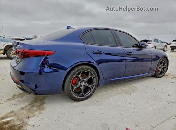 ZARFAECN9J7581346 2018 ALFA ROMEO GIULIA Blue 