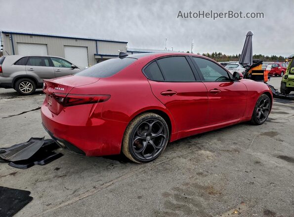 ZARFAEEN5J7563147 2018 ALFA ROMEO GIULIA Red 