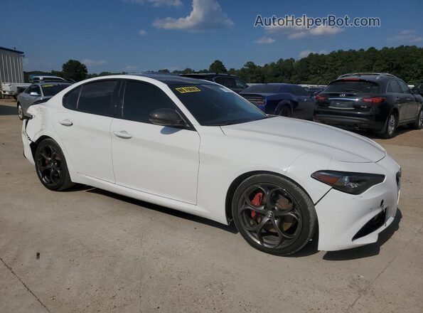 ZARFAMAN1K7622177 2019 ALFA ROMEO GIULIA Белый Передняя правая четверть