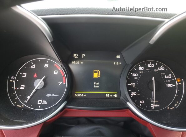 ZARFAMAN1K7622177 2019 ALFA ROMEO GIULIA Белый Вид щитка приборов