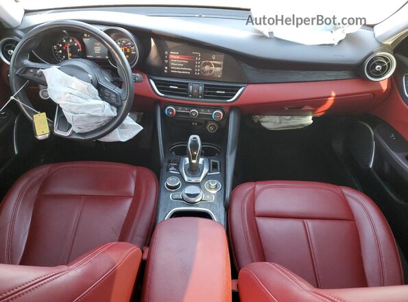 ZARFAMAN3M7640005 2021 ALFA ROMEO GIULIA White Widok deski rozdzielczej