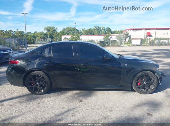 ZARFAMAN4L7635748 2020 ALFA ROMEO GIULIA Black Widok wnętrza z tyłu