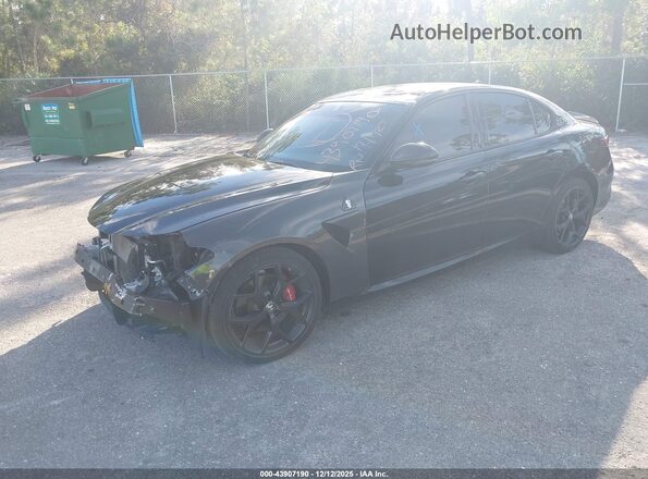 ZARFAMAN4L7635748 2020 ALFA ROMEO GIULIA Black Przód lewy