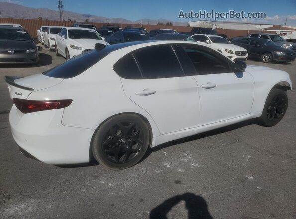 ZARFAMAN6M7641150 2021 ALFA ROMEO GIULIA Белый Задняя правая четверть
