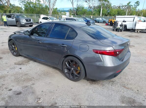 ZARFAMAN7L7637591 2020 ALFA ROMEO GIULIA Gray 