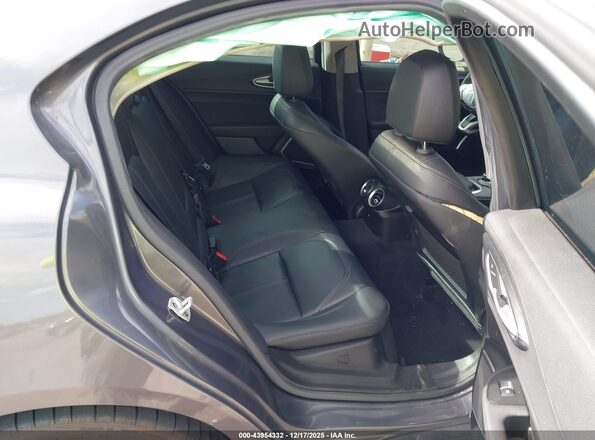 ZARFAMAN7L7637591 2020 ALFA ROMEO GIULIA Gray 
