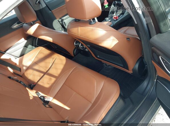 ZARFAMANXK7603353 2019 ALFA ROMEO GIULIA Gray Vista de la etiqueta del VIN