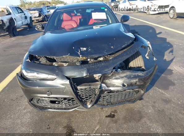 ZARFAMBN0R7682797 2024 ALFA ROMEO GIULIA Black Սարքավորումների վահանակի տեսք