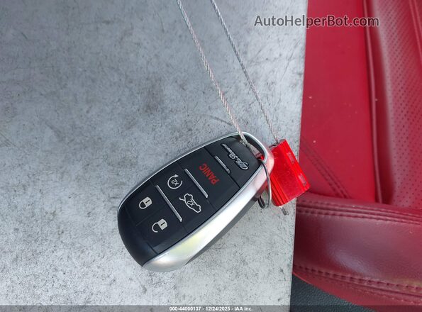 ZARFAMBN0R7682797 2024 ALFA ROMEO GIULIA Black Առջևի վահանակի տեսք