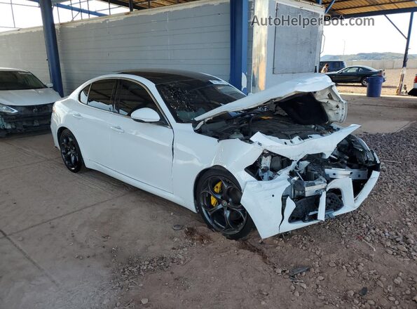 ZARFAMBN2K7598079 2019 ALFA ROMEO GIULIA Белый Передняя правая четверть