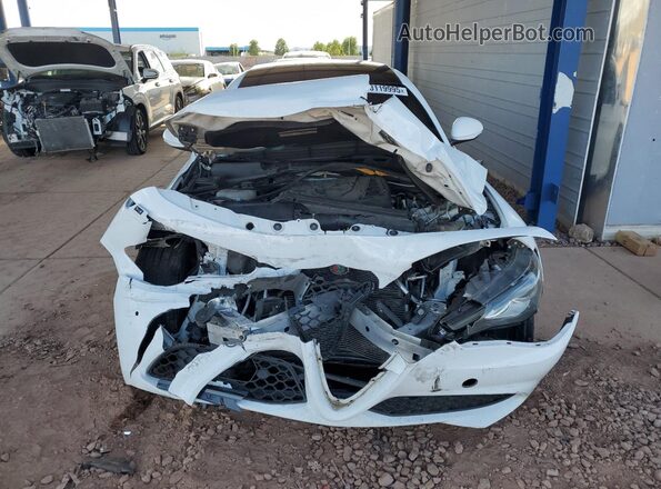 ZARFAMBN2K7598079 2019 ALFA ROMEO GIULIA Белый Вид спереди