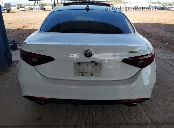 ZARFAMBN2K7598079 2019 ALFA ROMEO GIULIA Белый Вид сзади