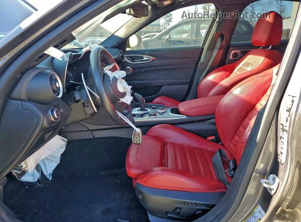 ZARFAMBN2P7668168 2023 ALFA ROMEO GIULIA Gray Սալոնի դիմացի տեսք