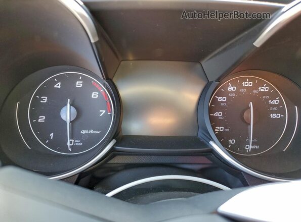 ZARFAMBN2P7668168 2023 ALFA ROMEO GIULIA Gray Սարքավորումների վահանակի տեսք