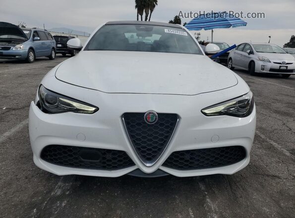ZARFAMBN3N7665390 2022 ALFA ROMEO GIULIA White Vista frontal