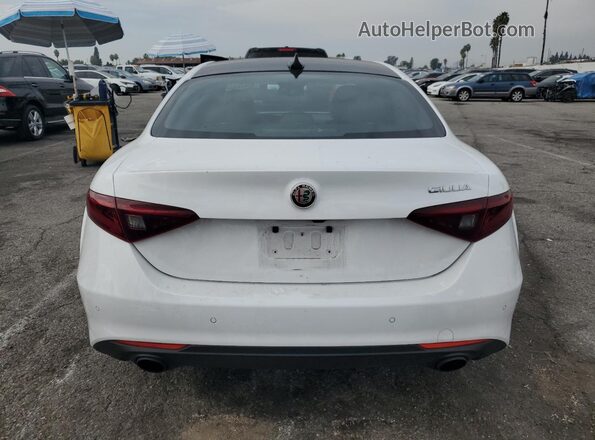 ZARFAMBN3N7665390 2022 ALFA ROMEO GIULIA White Vista trasera