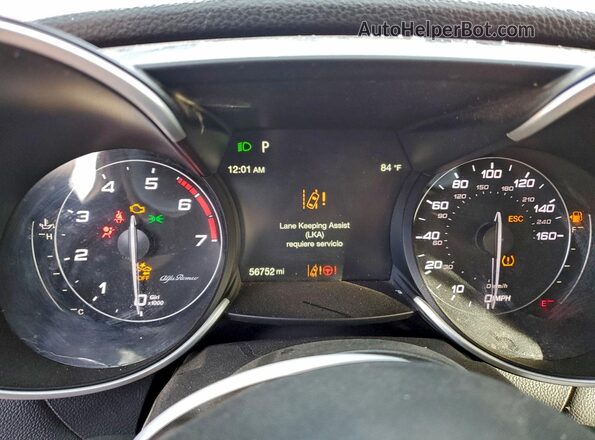 ZARFAMBN5P7671226 2023 ALFA ROMEO GIULIA Red ხელსაწყოთა პანელის ხედი