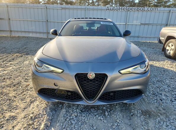 ZARFAMBN6M7644161 2021 ALFA ROMEO GIULIA Gray Widok z przodu