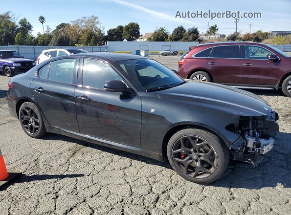 ZARFAMBN6N7662273 2022 ALFA ROMEO GIULIA Черный Передняя правая четверть