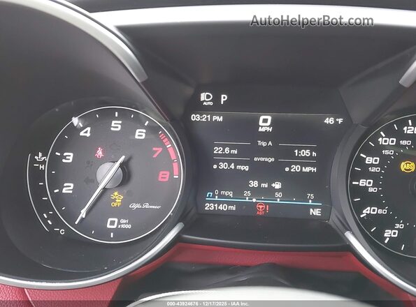 ZARFAMEV0M7648976 2021 ALFA ROMEO GIULIA Black 