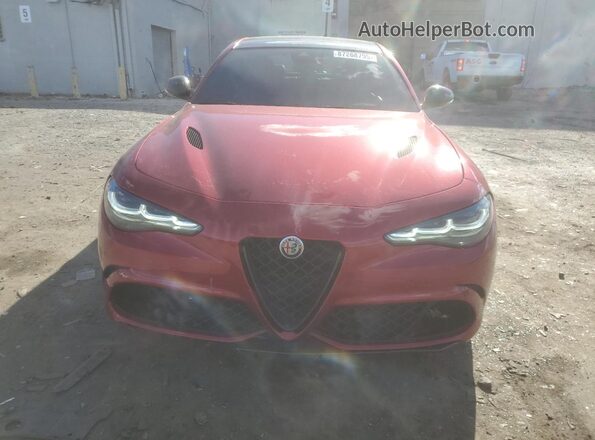 ZARFAMEV8R7690657 2024 ALFA ROMEO GIULIA Red Вид спереду