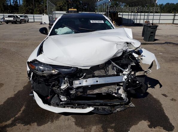 ZARFANBN5P7671572 2023 ALFA ROMEO GIULIA White Widok z przodu