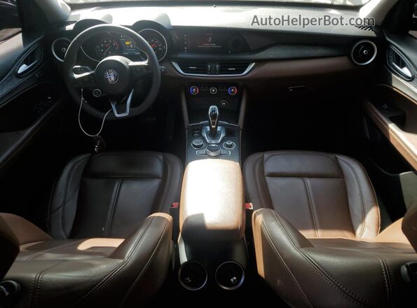 ZASPAJAN0L7C93073 2020 ALFA ROMEO STELVIO Black Widok deski rozdzielczej