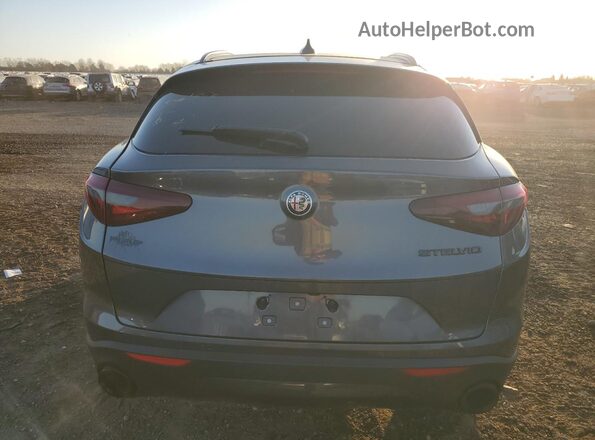 ZASPAJAN5L7C94381 2020 ALFA ROMEO STELVIO Gray Rear view