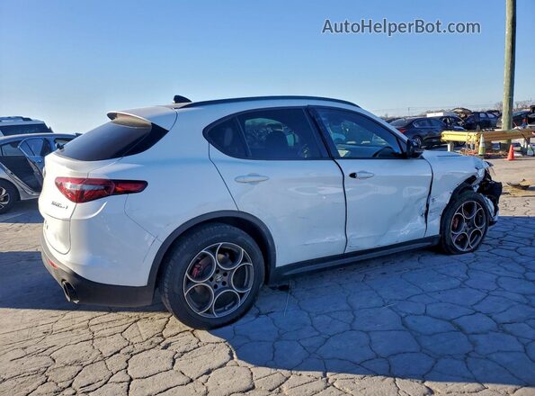 ZASPAKAN8N7D33649 2022 ALFA ROMEO STELVIO White 