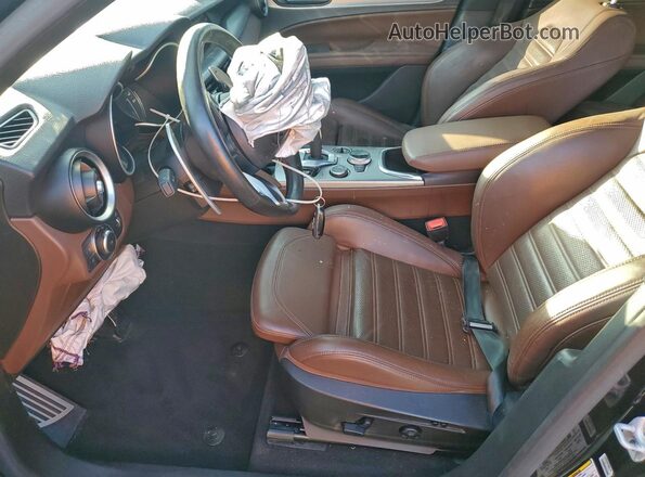 ZASPAKBN2M7D01115 2021 ALFA ROMEO STELVIO Черный Вид салона спереди