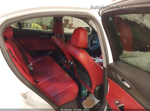 ZASPAKBN5M7C98758 2021 ALFA ROMEO STELVIO White VIN კოდის სტიკერის ხედი