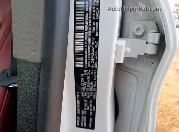 ZASPAKBN8M7D11762 2021 ALFA ROMEO STELVIO White Вид наклейки з VIN-кодом