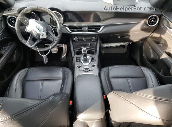 ZASPAKBN9N7D40740 2022 ALFA ROMEO STELVIO Black Առջևի վահանակի տեսք