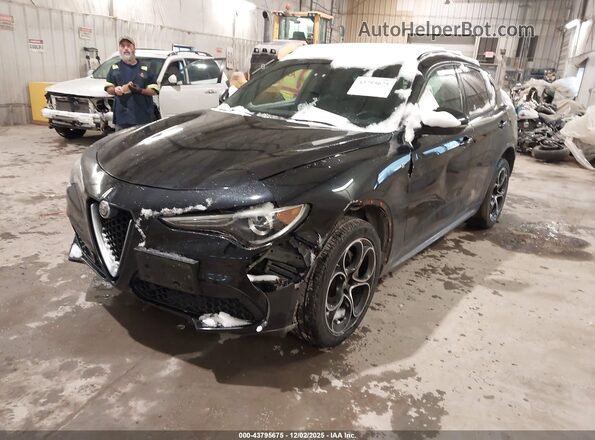 ZASPAKBNXN7D31996 2022 ALFA ROMEO STELVIO Черный Передняя левая четверть