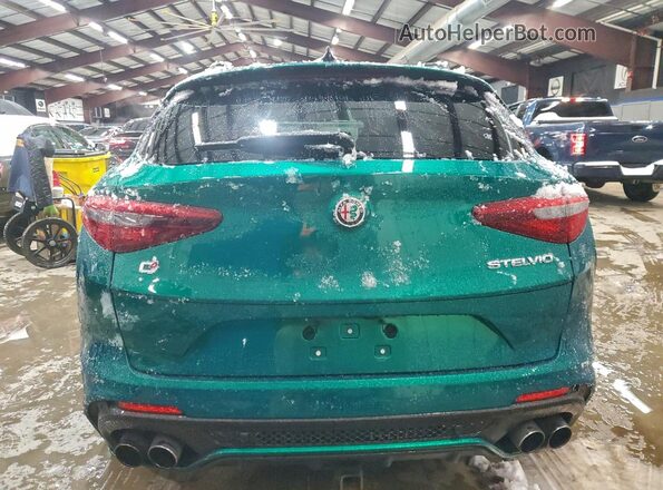 ZASPAKEV3P7D56494 2023 ALFA ROMEO STELVIO Green Հետևի տեսք