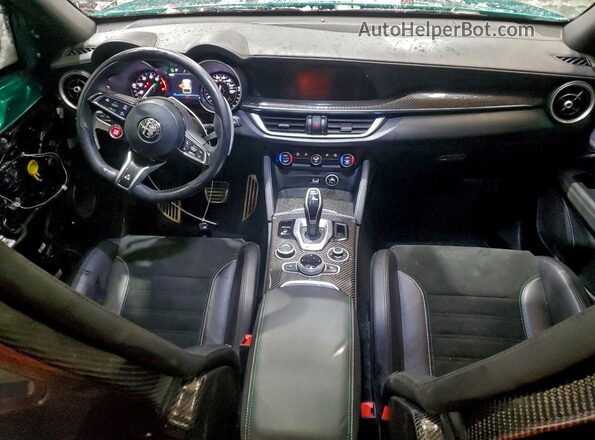 ZASPAKEV3P7D56494 2023 ALFA ROMEO STELVIO Green Առջևի վահանակի տեսք