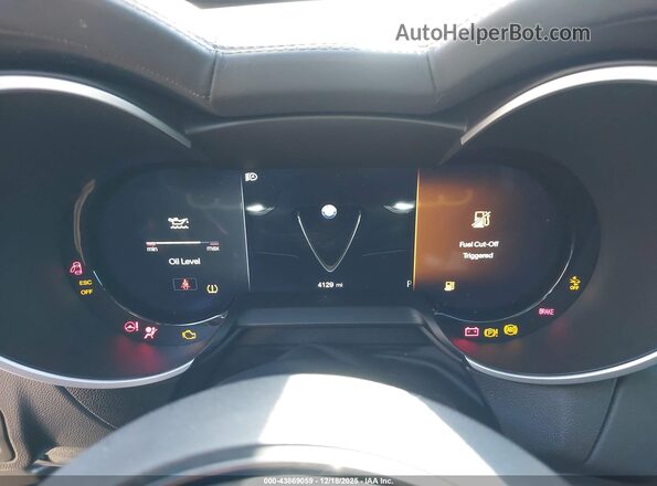 ZASPAKEV4R7D93444 2024 ALFA ROMEO STELVIO Green Vista de los asientos traseros