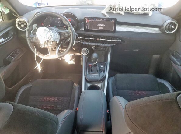 ZASPATDW2R3062558 2024 ALFA ROMEO OTHER Blue Vista del salpicadero
