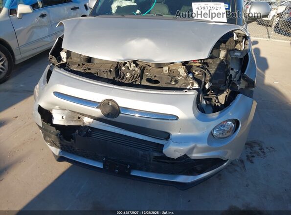 ZFBCFAAH7JZ040680 2018 FIAT 500L Silver Vista frontal