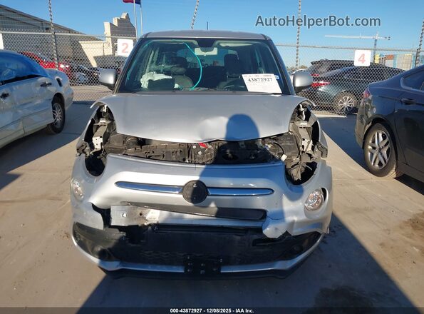 ZFBCFAAH7JZ040680 2018 FIAT 500L Silver Vista interior trasera