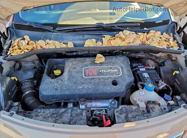 ZFBCFADH5GZ037328 2016 FIAT 500L Beige ძრავის განყოფილების ხედი