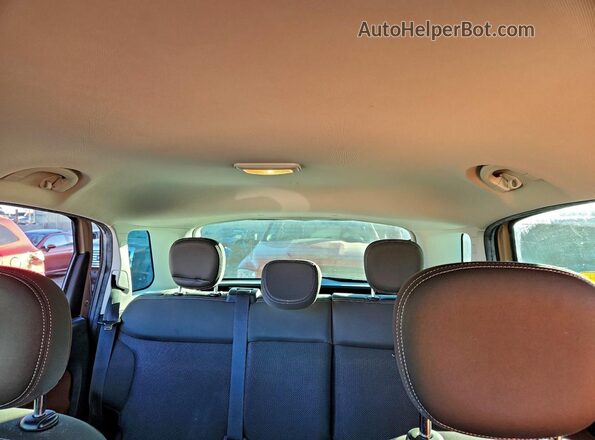 ZFBCFADH5GZ037328 2016 FIAT 500L Beige უკანა სავარძლების ხედი