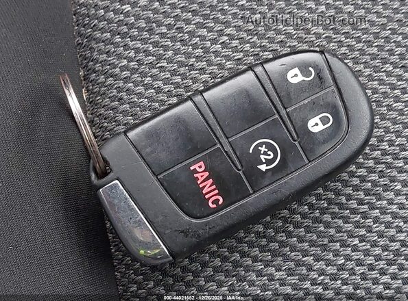ZFBCFXAB5JP681952 2018 FIAT 500X Серый Вид панели приборов