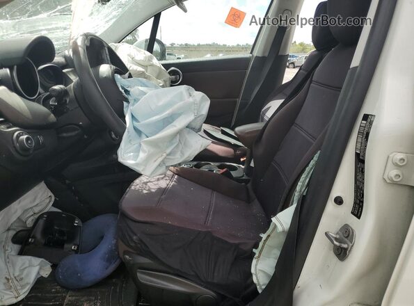 ZFBCFXCB4HP552754 2017 FIAT 500X White Widok wnętrza z przodu